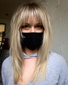 Blonde Straight Feathered Shag with Bangs Medium Length Hair With Heavy Bangs, Straight Bangs With Medium Hair, Medium Hair Cuts With Bangs And Layers, Bangs 2023, Messy Wavy Hair, Layered Haircuts With Bangs, Layered Hair With Bangs, Hair Adviser