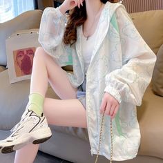 Kawaii Japanese Style Jacket Spring Stretch Windbreaker With Long Sleeves, Casual Long Sleeve Windbreaker For Spring, Casual Stretch Outerwear With Long Sleeves, Oversized Long Sleeve Windbreaker, Woman Jacket Fashion, Clothes Anime, Baby Tees Y2k, Coats Women, Y2k Jacket