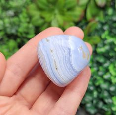 Blue Lace Agate Specimen ~ These hunky Blue Lace Agate crystals from Namibia exhibit a soft periwinkle coloring, exhibiting captivating patterns of wavy lines that is classic to this material. Each specimen measures approximately 1.25 inches. This listing is for ONE (1) intuitively chosen crystal. Each piece has been handpicked and examined for quality. The photography used is a representation of our collection, the unique specimen you receive will be similar to the stones pictured and will have Blue Agate Geodes With Natural Stones, Blue Agate Geodes, Lace Agate Stone, Wavy Lines, Stone Pictures, Crystal Blue, Agate Crystal, Blue Lace Agate, Blue Agate