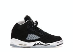 Check out the Jordan 5 Retro Oreo (GS) (2013) available on @StockX Authentic Jordans, Black Jordans, Jordan 5 Retro, Jordan Sneakers, Womens Jordans, Hot Sneakers, Jordan 5, Jordan Retro, Adidas Yeezy