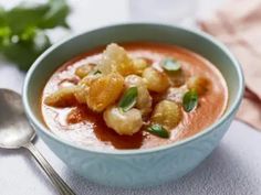 Creamy Tomato Soup with Crispy Cheesy Gnocchi Recipe For Tomato Soup, Cheesy Gnocchi, Homemade Tomato Soup, Gnocchi Recipe, Tomato Soup Homemade, Tomato Soup Recipe