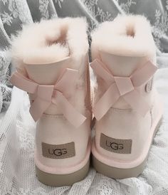 Cottage Core Modern, Coquette Winter, Aesthetic Cottage Core, Aesthetic Princess, Pink Ugg Boots