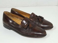 Mezlan Havana Brown Leather Tassel Cap Toe Slip On Dress Loafers Mens Size 8. Condition is Pre-owned. Shipped with USPS Parcel Select Ground. Luxury Semi-formal Moc Toe Tassel Loafers, Luxury Cap Toe Tassel Loafers, Luxury Leather Tassel Loafers With Cap Toe, Luxury Elegant Cap Toe Tassel Loafers, Dress Loafers, Havana Brown, Leather Tassel, Havana, Loafers Men