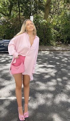 Stile Kylie Jenner, Outfit Chic, Pink Outfit, Mode Inspiration, Looks Vintage