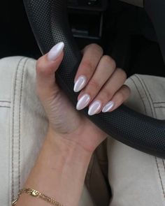 Pearl White Acrylic Nails Almond, Pearly Chrome Nails Almond, White Gel X Nails Almond, White Glazed Nails Almond, White Shimmer Almond Nails, White Chrome Nails Almond Shape, Pearl White Almond Nails, Pearl White Gel Nails