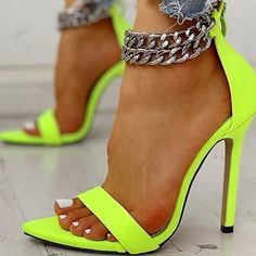 Product+Category:+fashion+sandals. Color:+green. Material:+PU+leather.+Sole+with+rubber. Free+Shipping. Leopard Print High Heels, Chain Sandals, Leopard Print Fashion, Women Platform Sandals, Modern Sandals, Luxury Footwear, Leopard Fashion, Suede Fashion, Strap Sandals Women