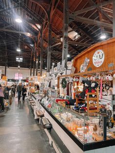 the inside of a store filled with lots of items