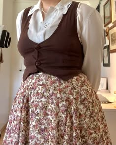 #fairy #vintage #medieval #vest #traveller #fantasyoutfit #fairycore #earthtones #brunette #vintagestyle #pirate #piratecore #vestoutfit #fantasy #fantasyoutfit #pirateoutfit #midsize #midsizeclothes #midsizefashion #midsizestyle #tiktok #curvy Vintage Fall Outfits Plus Size, Cottage Core Outfits Midsize, Cottage Core Aesthetic Outfit Plus Size, Fairy Aesthetic Clothes Plus Size, Cottagecore Outfits Midsize, Midsize Vintage Outfits, Plus Size Outfits Cottagecore, Curvy Fairycore, Plus Size Fairy Core