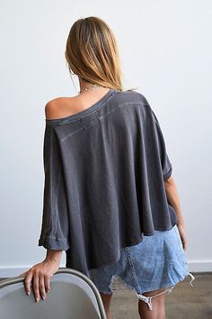 We The Free CC Tee | Free People Spring Cotton T-shirt With Batwing Sleeves, Oversized Cotton T-shirt With Batwing Sleeves, Oversized Chic T-shirt For Fall, Relaxed Fall T-shirt With Shirttail Hem, Relaxed T-shirt With Shirttail Hem For Fall, Relaxed Shirttail Hem T-shirt For Fall, Chic Oversized T-shirt For Everyday, Spring Oversized V-neck T-shirt, Relaxed Drop Shoulder T-shirt For Spring