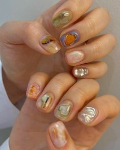 Short Maximalist Nails, Artsy Nails Designs, Unique Short Nails, Eclectic Nails, Textured Nail Art