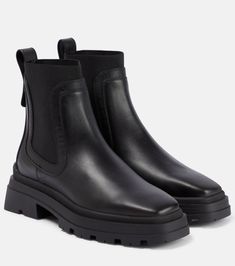 Leather Ankle Platform Boots With Heel Pull Tab, Boots Fall Ankle, Black Chelsea Boots, Leather Chelsea Boots, Boots Fall, Shoe Collection, Jimmy Choo, Effortless Style, Chelsea Boots