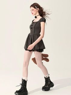 ■ Colorグレー■ Size Size(cm) Length waist Chest S 69 66 84 M 71 70 88 L 73 74 92 ■ Model infoHeight ：170cmWeight ：49kg着用サイズ：S Gray Ruffled Mini Dress, Gray Mini Dress With Ruffles, Square Neckline Dress, Gothic Skirts, Puffy Skirt, Square Neck Dress, Pink Jacket, U Neck, Lolita Dress