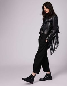 Fringe Jacket Outfit, Moto Jacket Outfit, Wide Leg Pants Outfit, Personal Style Inspiration, Leather Jacket Outfits, Jacket Outfit