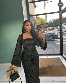 Date Night Outfit Black Dress, Dress For A Date, Nigerian Dress Styles, Nigerian Lace Styles, Modest Dresses Fashion, Stile Hijab