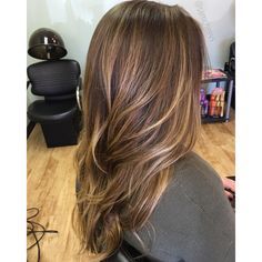 Brown Hair And Highlights, Brown Hair Shades, Balayage Hair Dark, Caramel Highlights, Hair 2018, Long Brown Hair