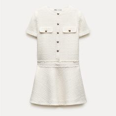 Zara Collection Sold Out Mini Dress With Short Sleeves And Round Neck Textured Fabric Like Chanel Tweed Retail Value $100+++ White 1960s London, London Girl, Tailoring Details, Tweed Texture, Structured Dress, Bias Cut Skirt, Textured Dress, Sophisticated Dress, Skorts