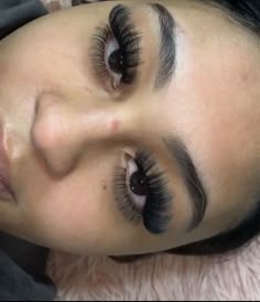 Lash Extensions With Bottom Lashes, Lash Extensions Black Women, Top And Bottom Lash Extensions, Pretty Lash Extensions, Mega Volume Lash Extensions, Cat Eye Lashes