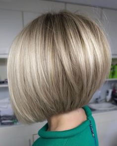 Asymmetrical Bob Short, Haircuts Trendy, Short Pixie Bob, Short Bob Cuts, Layered Bob Short, Bob Haircut For Fine Hair, Bob Hairstyles For Fine Hair, Hair Haircuts, Short Bob Haircuts