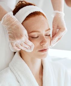 Facial Massage Steps, Facial Esthetics, Facial Aesthetic, Facial Pictures, Iv Hydration, Vampire Facial, Esthetician Marketing, Skin Advice, Skin Aesthetics