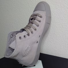 Brand New -- Unisex - Converse All Star Sneakers -- Suede -- In Men's Size 7 & Women's Size 9 -- Color Is Ash/Grey -- Comes With Original Box All Star Converse Gray, All Star Sneakers, Star Sneakers, Converse All Star, Ash Grey, Converse Shoes, Mens Shoes Sneakers, All Star, Original Box