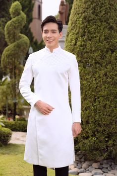 Brand new and high-quality Vietnamese traditional Ao Dai This set includes the Ao Dai and shipping with no pants for men Ao Dai Men, Indian Wedding Inspiration, Garment Cover, Pattern Code, Elegant Man, South Indian Wedding, Pants For Men, Lace Patterns, Ao Dai