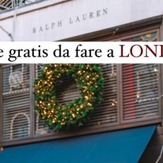 a sign that says the gratis da fare a london with a wreath on it