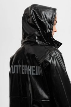 Stockholm Opal Black - Stutterheim (USA) Techwear Raincoat With Double-lined Hood For Streetwear, Hooded Reflective Outerwear For Fall, Urban Raincoat With Double-lined Hood For Streetwear, Urban Streetwear Raincoat With Double-lined Hood, Modern Black Hooded Raincoat, Black Raincoat With Double-lined Hood For Streetwear, Urban Hooded Raincoat For Rainy Weather, Modern Hooded Raincoat For Rainy Weather, Urban Style Hooded Raincoat For Rainy Weather