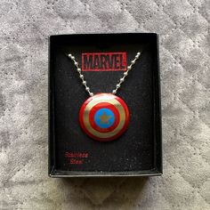 Brand New Captain America Shield Necklace. Never Worn. Captain America Jewelry, Marvel Infinity Stones, Kawaii Spider, White Gold Cross Necklace, New Captain America, Shield Necklace, Marvel Jewelry, Claw Necklace, Captain America Shield