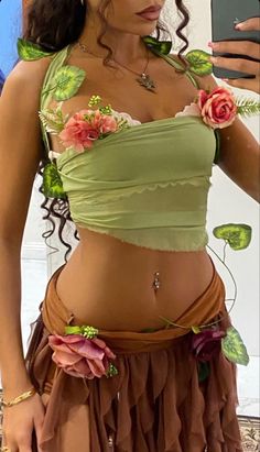 Enchanted Forest Outfit Ideas Casual, Moana Aesthetic Outfit, Earth Fairy Outfit, Moana Outfit Ideas, Pixie Halloween Costume, Mother Earth Costume, Cereals Photography, Green Fairy Costume, Moana Outfit