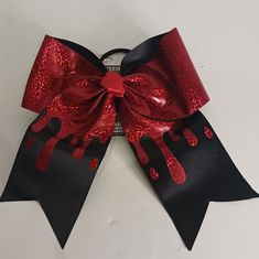 Black Satin Bow With Bloody With Elastic And Clip. Vampire Hair Accessories, Black Halloween Party Hair Accessories, Gothic Halloween Hair Accessories For Cosplay, Zombie Cheerleader Costume, Halloween Punk Black Hair Accessories, Zombie Cheerleader, Halloween Cheer Bows, Side Quest, Bat Hair Bow