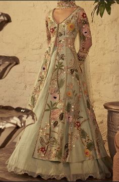 Trendy Outfits Indian, Indian Outfits Lehenga, Traditional Indian Dress, Pakistani Fancy Dresses, Indian Dresses Traditional, Desi Clothes, Traditional Indian Outfits, Designer Dresses Casual, Party Wear Indian Dresses