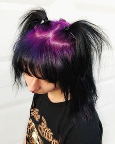 Split Dyed Purple Hair, Spilt Dye Hair Purple, Roots Different Color Hair, Colorful Roots Black Hair, Colour Roots Black Hair, Purple Roots And Black Hair, Hair Roots Dyed, Only Roots Dyed Hair, Hair Color Ideas Tiktok