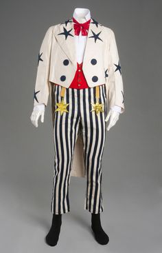 Uncle Sam Costume, Funky Outfits, Philadelphia Museum Of Art, Uncle Sam, Estilo Punk, Stars And Stripes, Fantasy Fashion