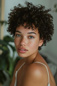 20 Gorgeous Short Haircuts For Curly Hair That Will Make You Ditch The Straightener Asymmetrical Style, Short Grey Hair, Short Curly Bob