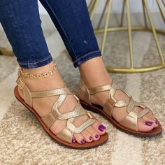 Shoe Game, Womens Heels, Shoes Women Heels, Womens Sandals, Women Shoes, Sandals, My Style, Heels