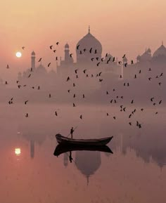 Indian Travel Photography, Indian Aesthetic Places, Indian Nature Photography, Birds Flying Painting, India Travel Aesthetic, Taj Mahal Aesthetic, Indian Culture Aesthetic, Tac Mahal