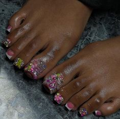 Rainbow Toe Nails, Gold Toe Nails, Glitter Toe Nails, Overlay Nails, Gel Toe Nails, Pretty Toe Nails, Acrylic Nail Set