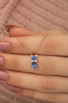 Blue Jewelry With Cat Design For Gift, Blue Cat Design Jewelry For Gift, Blue Cat Design Jewelry As Gift, Rose Gold Cat Design Jewelry For Gift, Rose Gold Cat Design Jewelry Gift, قلادات متدلية, Logam Mulia, Inexpensive Jewelry, Pretty Jewelry Necklaces