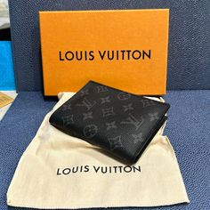 Louis Vuitton Passport Cover Louis Vuitton Passport Cover, Louis Vuitton Black, Louis Vuitton Accessories, Passport Cover, Black Gray, Black And Grey, Louis Vuitton, Women Accessories, Grey