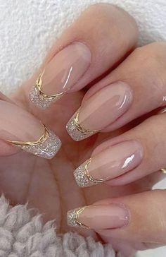 Autumn Nail Designs Sophisticated Nails, Nails With Gold, Makeup Tip, Fancy Nails Designs, Colorful Nails, Bride Nails, Elegant Nails