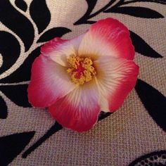 This Hair Clip Is Brand New Without Tags. See Photo For Idea Of Size. No Trades. Hibiscus Hair Clip, Hibiscus Hair, Hawaiian Hibiscus, Lady In Red, Hair Clip, Hibiscus, See Photo, New Color, Hair Clips