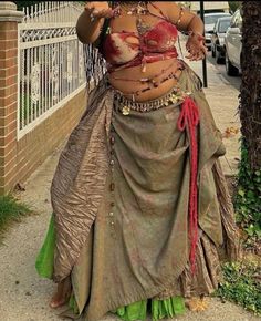 Divine Feminine Aesthetic Plus Size, Boho Clothes Plus Size, Plus Size Self Care Aesthetic, Earthreal Outfits, Earthy Aesthetic Outfits Plus Size, Mid Size Baggy Outfit, Earthy Spiritual Aesthetic Outfits, Boho Gym Outfit, Chubby Earthy Outfits