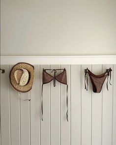 Summer Brown Aesthetic, Brown Summer Aesthetic, Aesthetic Bikinis, Cowgirl Vibes, Summer Brown, Summer Girl, Coastal Cowgirl, Summer Feeling