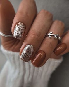 Wedding Guest Fall Nails, Non Traditional Holiday Nails, Taupe Fall Nails, Fall Nails Powder Dip, Rustic Wedding Nails, Fall Nail Designs Autumn Classy Almond, Powder Dipped Nails Colors Fall, Short Dip Powder Nails Winter, Dip Powder Nails Fall