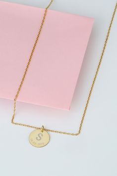 "14k Gold Layered Initial Necklace with Date, Gold Disc Necklace with Letter, Custom Initial Charm, Mom Necklace, Anniversary Gift for Women This personalized name necklace make the most perfect gift for so many occasions, weddings, birthdays or as the perfect staple in your own jewelry collection. It's a meaningful gift for your children, girlfriend, wife, families, loved one or a special treat just for yourself. ------------------- ITEM DETAILS ------------------- *Made to order *Solid Gold (r Gold Plated Initials Necklace, Yellow Gold Plated Round Pendant Name Necklace, Gold Necklace With Round Disc, Gold Round Disc Name Necklace For Gifts, Gold Round Disc Name Necklace As Gift, Gold Round Disc Personalized Name Necklace, Gold Initials Pendant Necklace, Personalized Gold-tone Round Necklaces, Personalized Round Gold-tone Necklaces