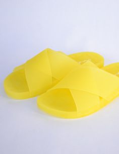 Beach, pool, ocean - wherever you wanna go, these rubber slide sandals will be happy to catch the waves! Pool Water Slides, Ocean Pool, Body Of Water, Pool Water, Shoe Boutique, Water Slides, Beach Pool, Shoe Sale, Slide Sandals