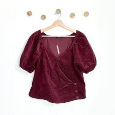 Brand: Madewell Size: Small Width: 18.5” Armpit To Armpit Length: 20” Condition: New With Tags Notes: Fine Wale Corduroy Puffed Sleeves Buttons On One Side Reddish-Purple Wine Color * All Measurements Are Approximate. We Love To Give Deals By Accepting Reasonable Offers. Please Note That Due To Poshmark Fees, 50% Off Is Not A Reasonable Offer* Fall Cotton Puff Sleeve Top With Short Sleeves, Cotton Puff Sleeve Top For Fall, Cotton Puff Sleeve Top With Short Sleeves For Fall, Polo Crop Top, Ruffle Top Blouses, White Peasant Blouse, Reddish Purple, Cropped Tee Shirt, Purple Wine