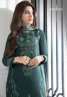 Asim Jofa AJAI-32 Aira Festive Collection Original brand suit fabric and photography lite diffrance in actual print. Kinza Hashmi, Pakistani Dresses Online, Asim Jofa, Readymade Saree, Chiffon Collection, Festive Collection, Clothing Websites, Suit Fabric, Bottle Green