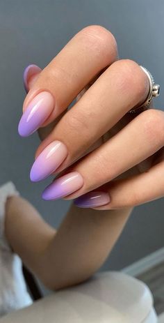 Almond Nails Hombre, February Almond Nails Ideas, Trendy Nails Ombre, Pastel Ombre Nails, Ongles Gel Violet, Nails Images, Kutek Disney, Lilac Nails