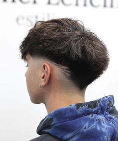 Low V Fade, V Taper Fade, Low Fade Straight Hair, Low Fade V Cut, Mis Fade, Tapper Fade Freestyle, Drop Fade Design, Tapper Fade Men, Low Fade Design